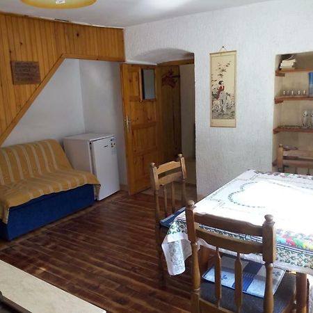 Apartman Dinko Лубеница Екстериор снимка