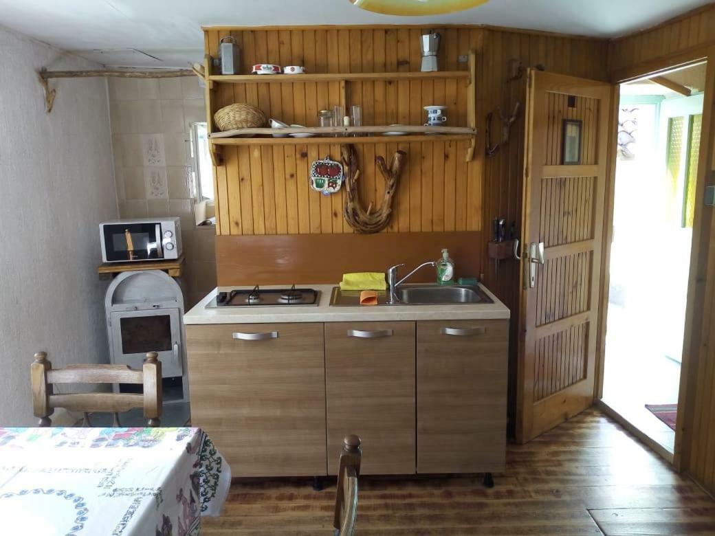 Apartman Dinko Лубеница Екстериор снимка